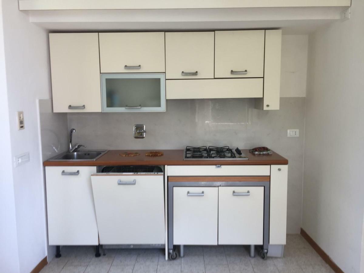 Villa Violetta Кастильончело Екстериор снимка